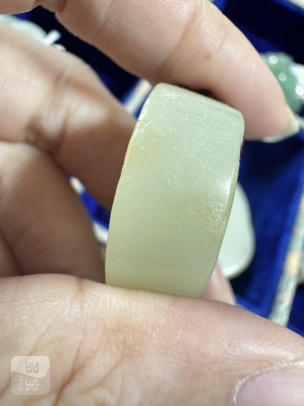 明 玉螭龙纹璧、玉螭龙鸡心佩多宝串 - 图6